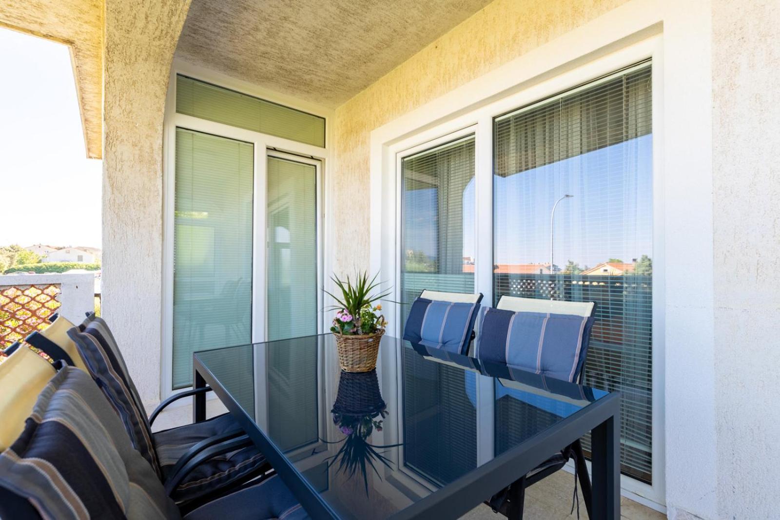 קרק Apartment Meri מראה חיצוני תמונה