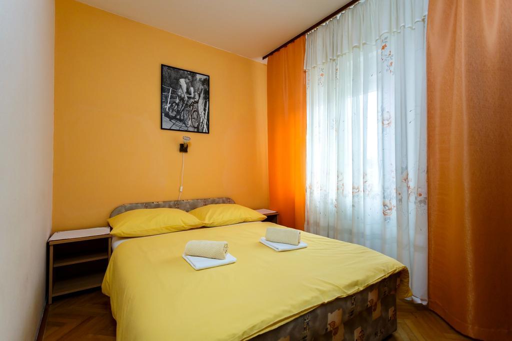 קרק Apartment Meri מראה חיצוני תמונה